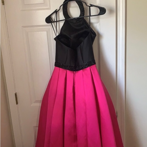 Halter Ballgown Jewel Neckline Formal Prom Pageant - Picture 3 of 7